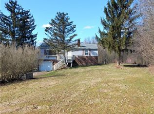 10287 Scotts Corner Rd, Diamond, OH 44412