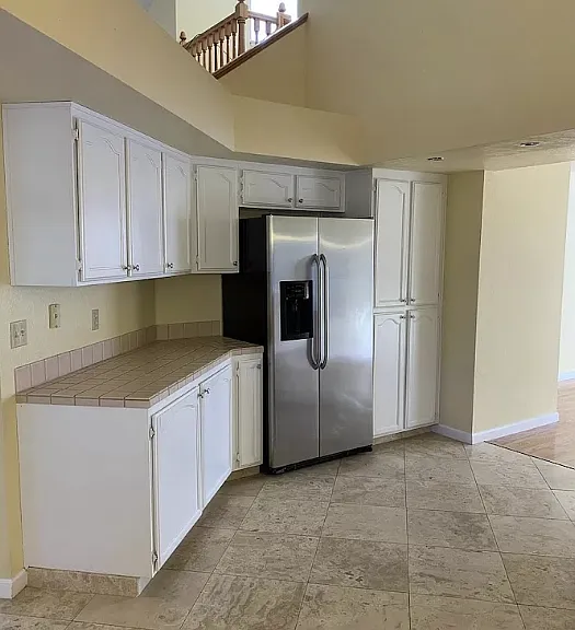 649 Daffodil Dr — Photo 2
