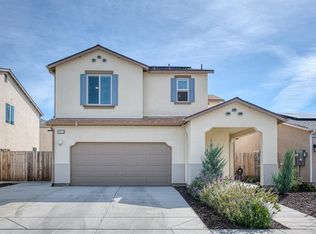 847 Corazon Ave, Clovis, CA 93619
