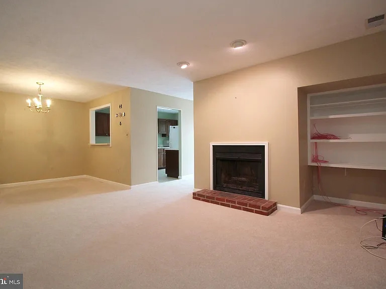 10118 Oakton Terrace Rd #10118 — Photo 15