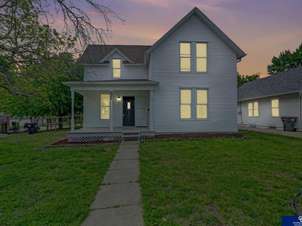 1423 High St, Beatrice, NE 68310