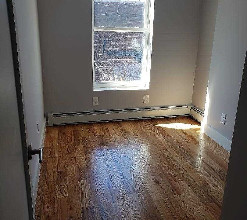 1st image of 11904 95th Ave