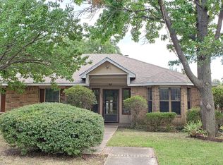 2006 Clearwater Trl, Carrollton, TX 75010