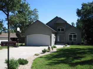 W4289 Castle Ct, Mauston, WI 53948