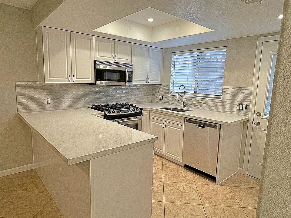 1st image of 456 Tava Ln