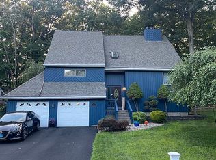 38 Tree Hill Rd, Berlin, CT 06037