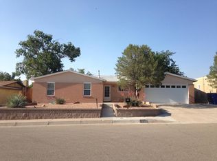 7709 Derickson Ave NE, Albuquerque, NM 87109
