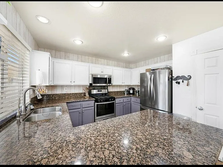3551 Deaver Ln — Photo 18