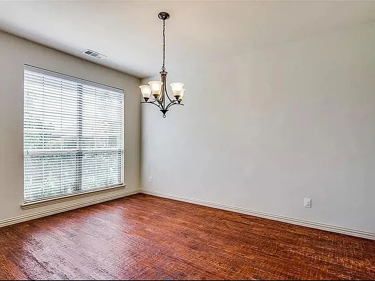 13990 Stevens Point Dr — Photo 17