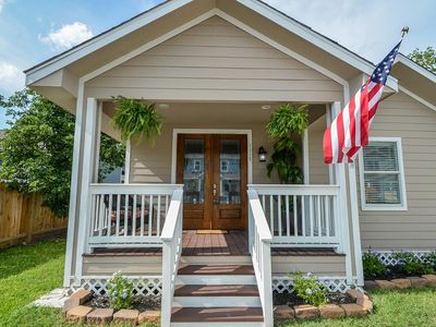 1117 E 23rd St, Houston, TX, 77009