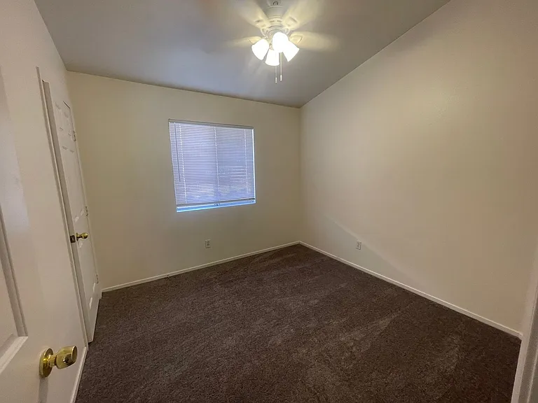 7117 Old Village Ave — Photo 12