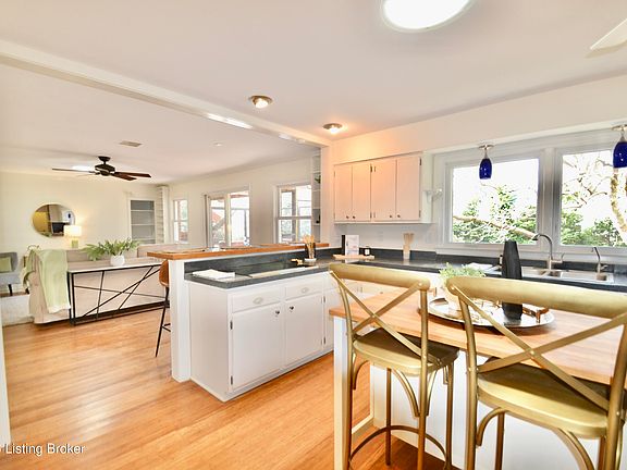 2nd image of 908 Wicksbury Pl