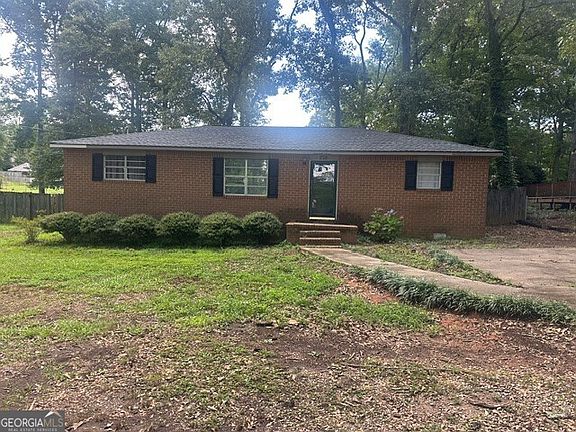 2nd image of 274 S Pine Hill Rd