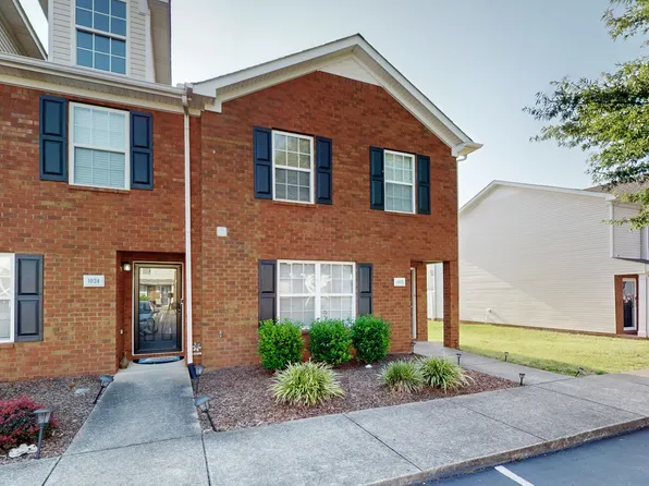 1022 Sitting Bull Xing, Murfreesboro, TN 37128