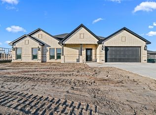 2214 Samuel St, Mabank, TX 75147