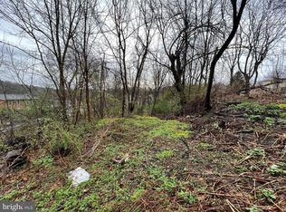 Diamond St, Aston, PA 19014