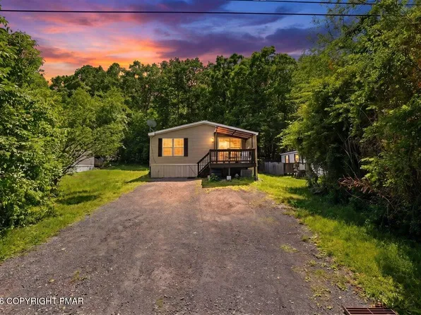 2549 Lynnwood Dr #L23, East Stroudsburg, PA 18302