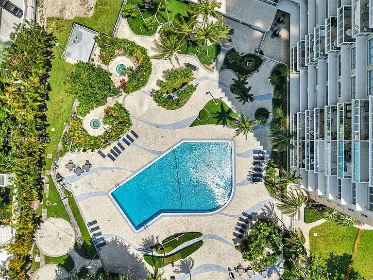 2451 Brickell Ave #5G — Photo 8