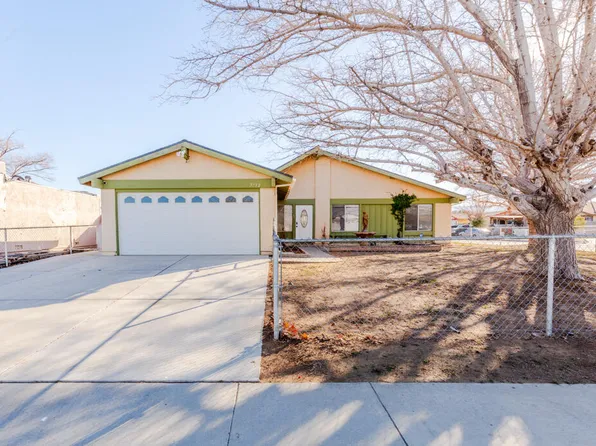 3752 W Avenue K10, Lancaster, CA 93536