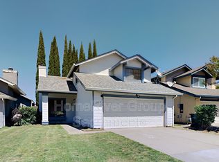 1237 Rio Cresta Way, Sacramento, CA 95834