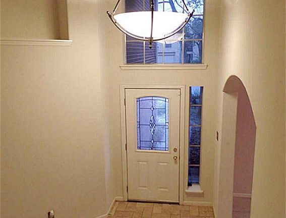 Entryway to Front Door