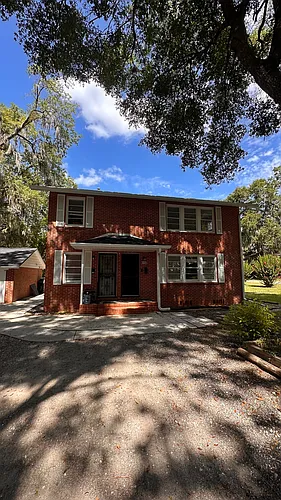 615 NE 11th Ave #A Photo 1 615 NE 11th Ave #A Photo 1