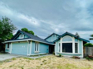 220 Shady Valley Ct, Rio Linda, CA 95673