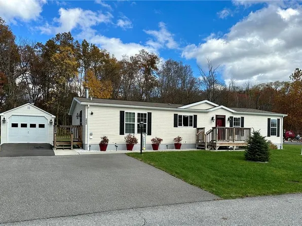 222 Brittany Terrace #222, Rock Tavern, NY 12575