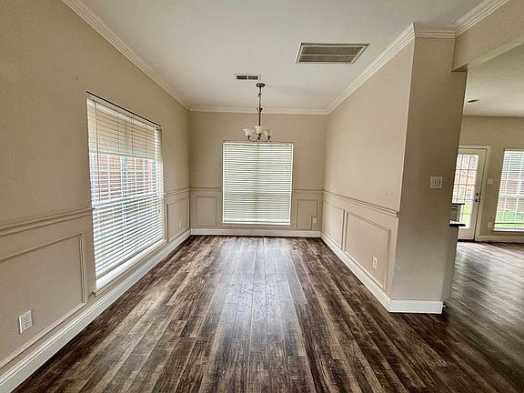 5th image of 2245 Tiffany Glenn Ct