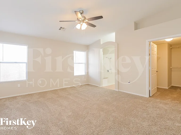 216 Nautical St — Photo 9