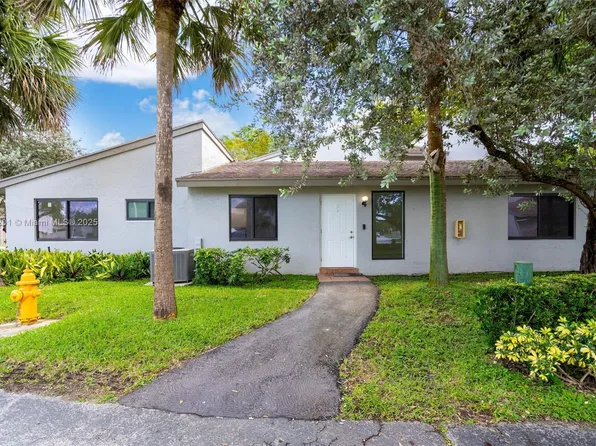 10669 SW 113th Pl #84Z, Miami, FL 33176