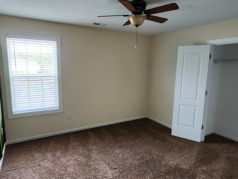 125 Bay Leaf Dr — Photo 21
