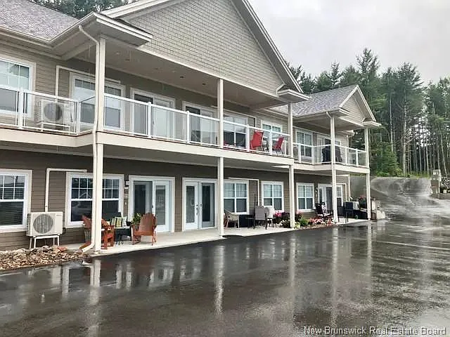 1 Bushville Dr — Photo 1