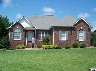 407 9th Ave NE, Conover, NC 28613