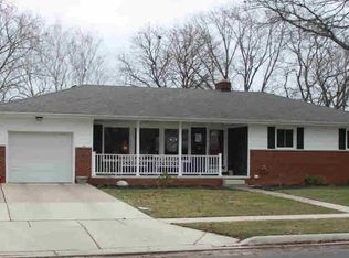 1216 Riverview Ave, Monroe, MI 48162