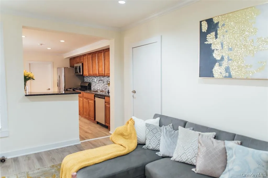 27 Vanderbilt Avenue #1 in Clinton Hill, Brooklyn | StreetEasy