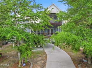 314 NE 47th St, Oak Island, NC 28465