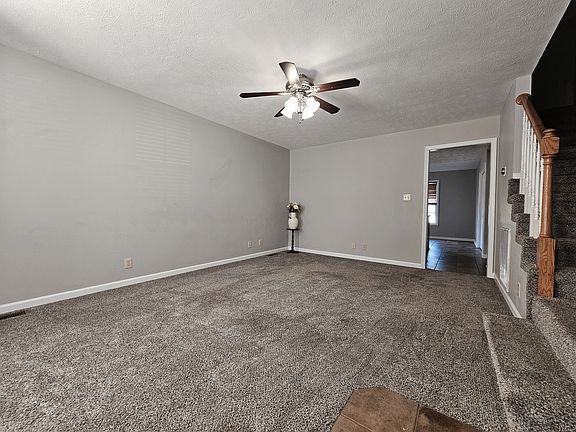 3rd image of 640 Wolfchase Dr