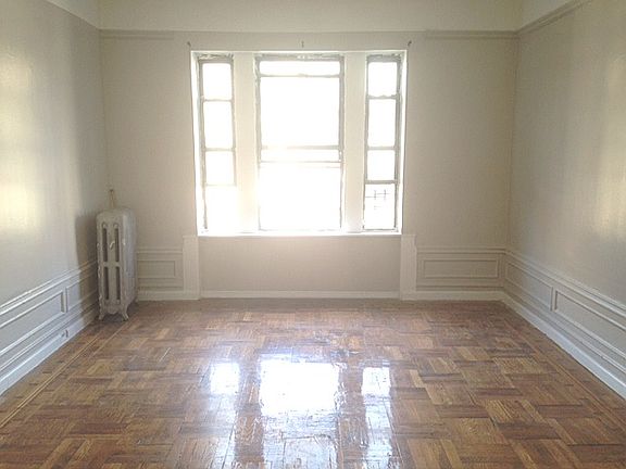 2nd image of 650 E 21st St APT 3E