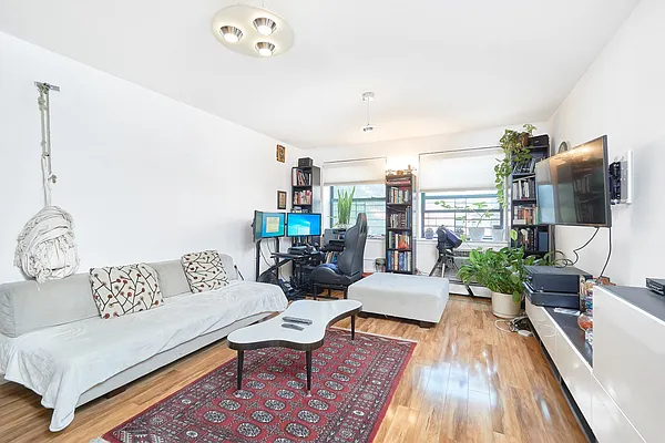 Sold by Compass | media 1