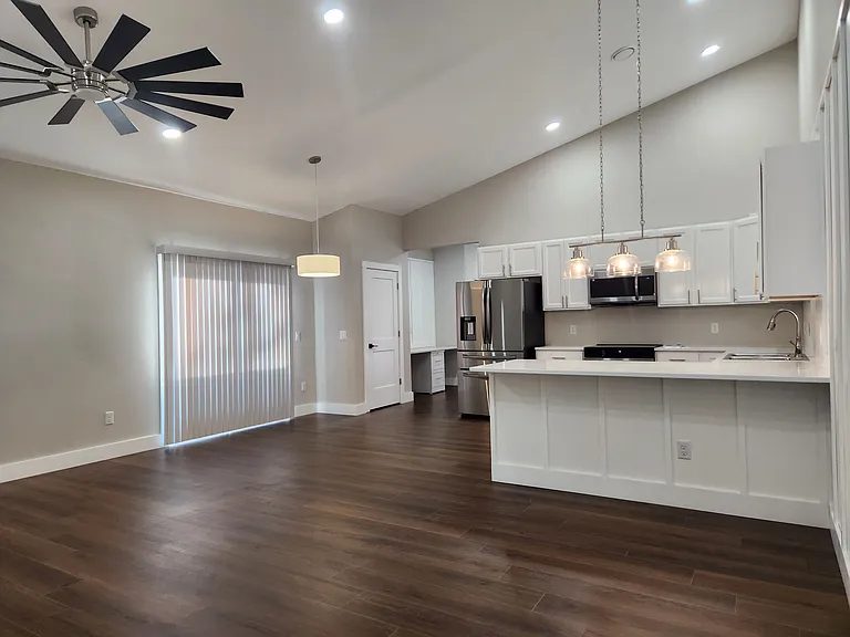 6388 W Flanders Ln — Photo 26