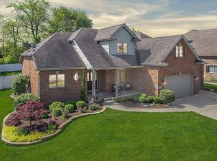 194 Indigo Dr, Dyer, IN 46311