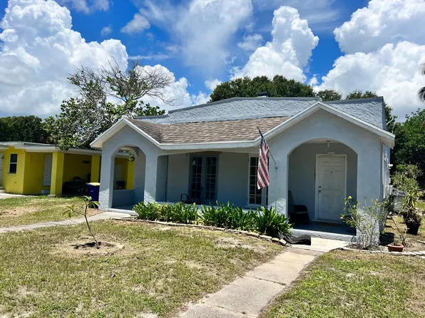 1109 Colonial Road #A & B, Fort Pierce, FL 34950