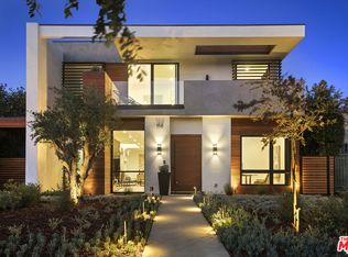 158 N Hamel Dr, Beverly Hills, CA 90211