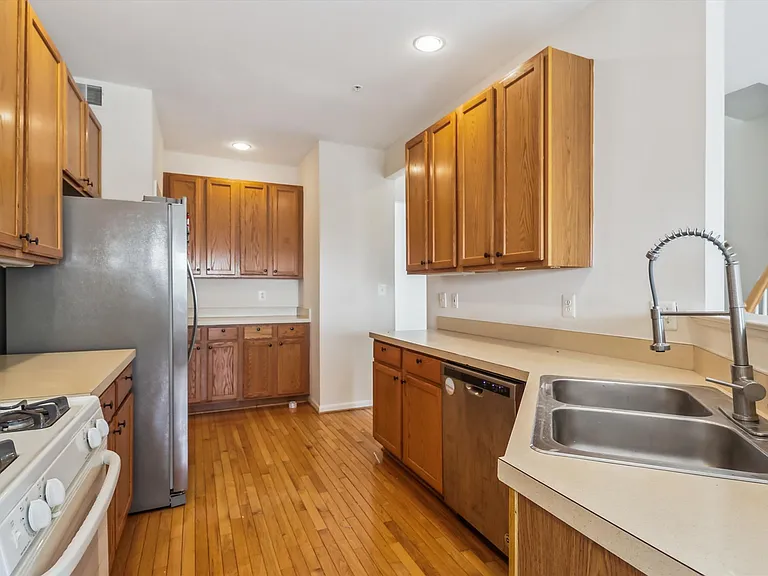 13404 Fountain Club Dr — Photo 5
