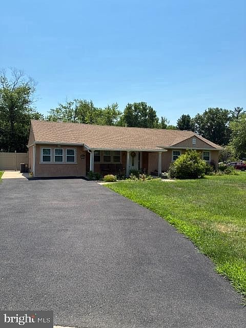 1st image of 1001 Jeffrey Dr