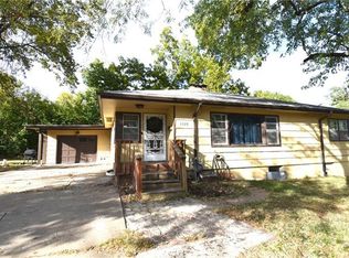 3326 S Harris Ave, Independence, MO 64052