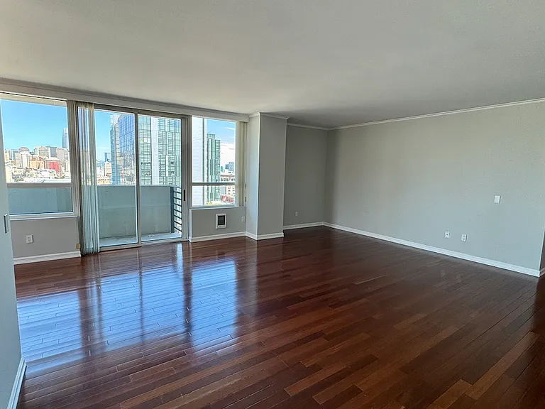 1388 Gough St #907 — Photo 2
