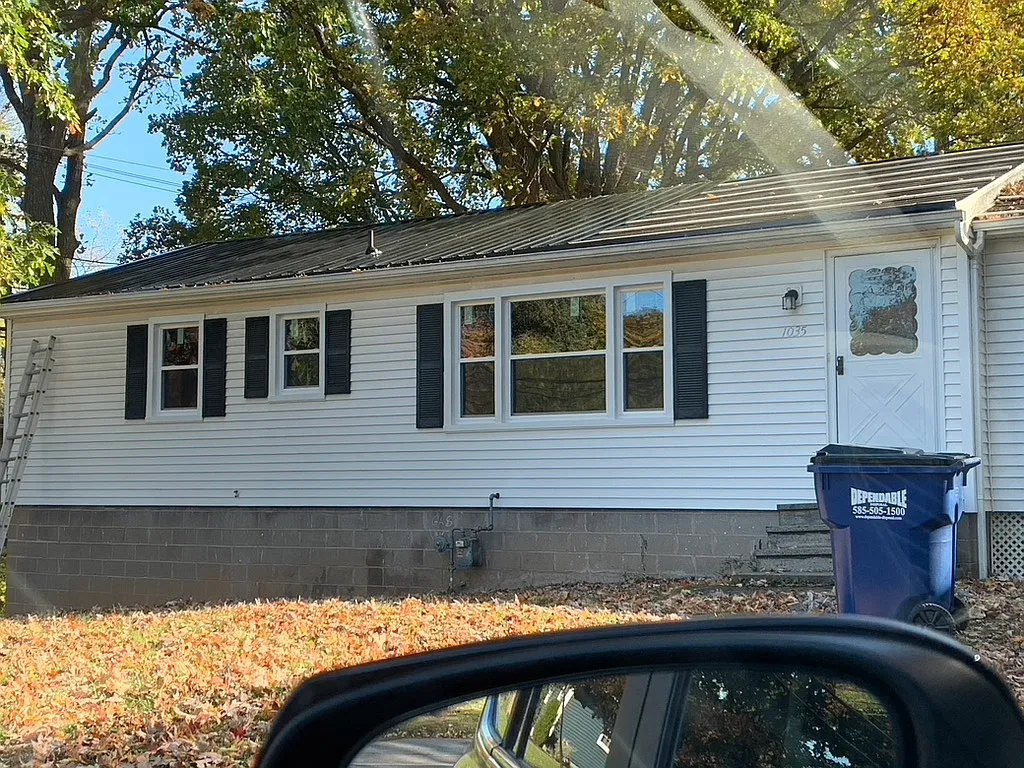 Building Photo - 1035 Calkins Rd