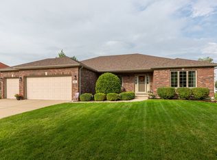 517 Bethany Dr, Shorewood, IL 60404
